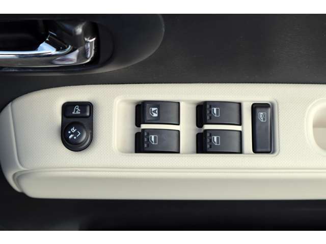 お乗り換えの下取りも是非弊社にお任せください！車種、年式、国産・輸入車問わず強化買取中です！