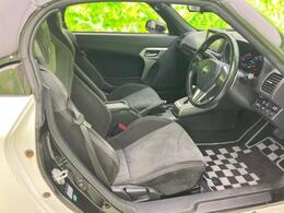 「この車の写真をもっと見たい」「状態が気になる」「この装備はついている？」どんな小さな疑問でもお気軽にお問い合わせください！