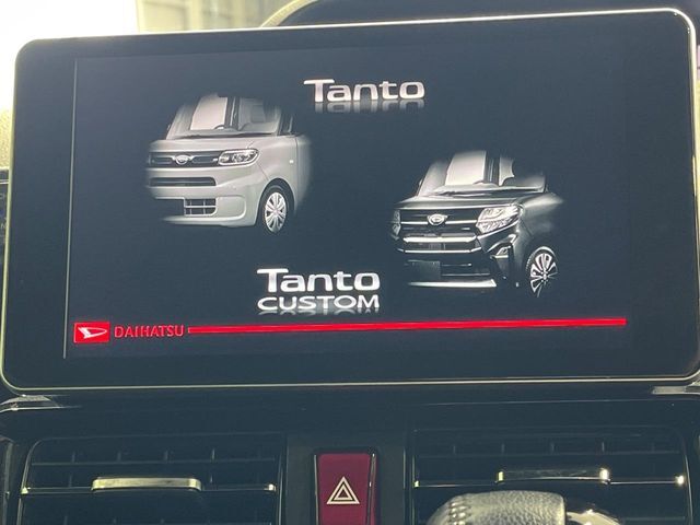 【メーカー純正9型ナビ】インテリアに溶け込むスタイリッシュな「専用設計」メーカーナビを装備♪視認性や操作性など基本性能にも優れ、より上質なカーライフをお楽しみいただけます。