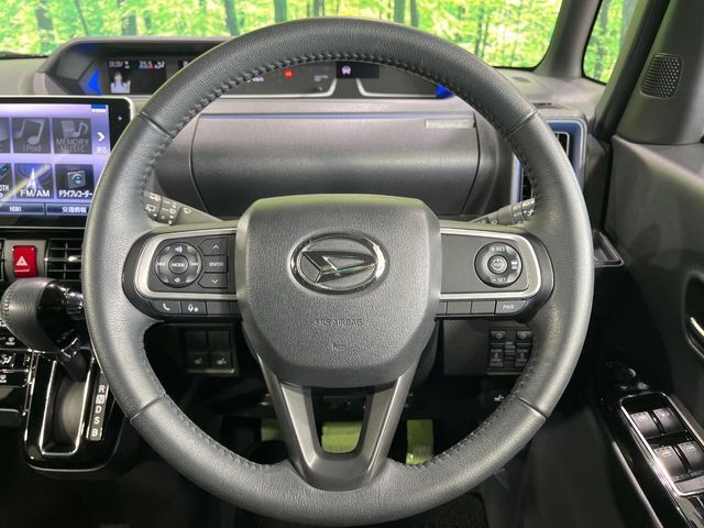 【純正革巻きステアリング】上質な革を使用することで、手にしっかり馴染みとても運転しやすいハンドルです♪