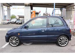 お車は見られなくても購入はできますが、現状でのお渡しをご理解できる方と致します。後付け部やパーツなど保証は一切ございません。気になる場合は動作確認してきますのでお電話でご質問下さい。動画も送れます。