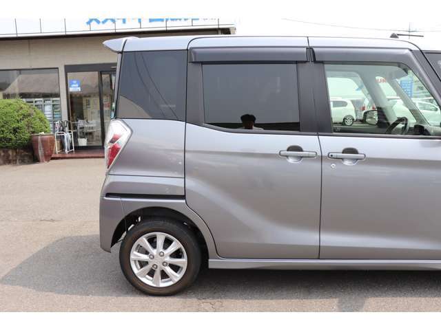 パワースライドドア・純正14インチアルミ・インテリキー・ETC・シートヒーター・CDステレオ・衝突軽減ブレーキ・アイドリングストップ