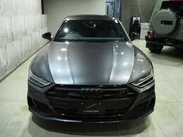 デイトナグレーパールエフェクト　Sラインパッケージ　S line エクステリア　スポーツサスペンション