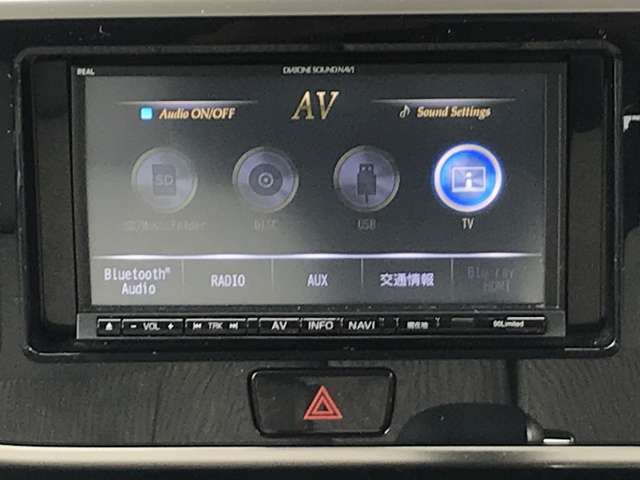 こちらのお車にはナビがついております！！TV・CD等が使えます！！お電話での問い合わせは0078-6002-135728(無料)です♪お気軽にどうぞ♪♪【HPもご覧ください☆ https://k-smile.jp/kyoto/ 】