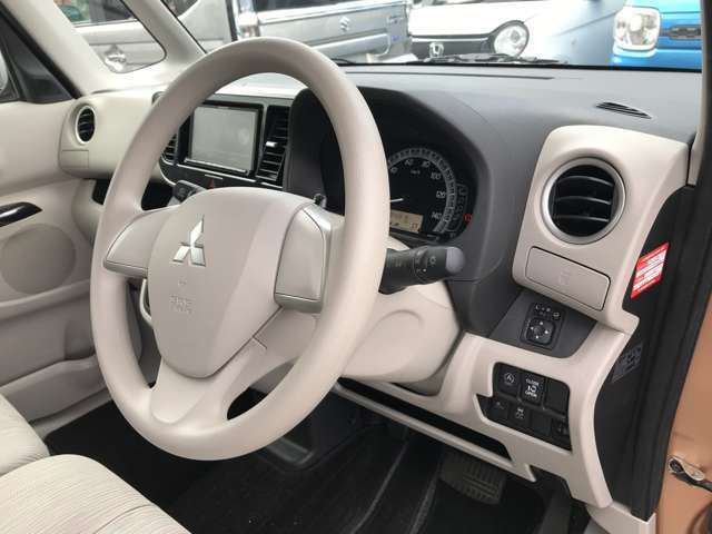 インパネ全体です！内装のボタンの位置などをご確認ください♪お電話での問い合わせは0078-6002-135728(無料)です♪お気軽にどうぞ♪♪【HPもご覧ください☆ https://k-smile.jp/kyoto/ 】