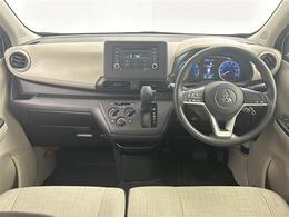 【インパネ全体】全方位で視界が広く、高い目線で運転もしやすいです！