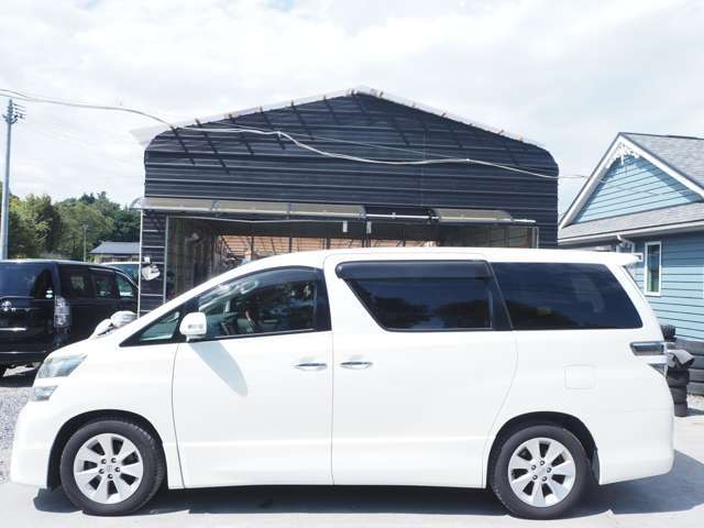 この度は当店在庫をご覧頂き誠にありがとうございます。 ご不明な点等ございましたら、お気軽にメール又はお電話にてお問合せ下さい♪