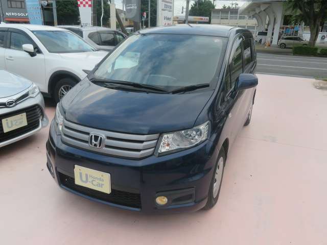 左前からの画像です！当店でしたら、車両販売、買取、車検、点検、一般整備、鈑金、任意保険、その他お車の事でしたらトータルサポート致します！