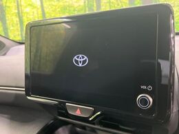 【8インチナビ】高級感とインパクトのある大画面ナビを装備。各種オーディオ操作はもちろん、スマホ連携もできる利便性の高いナビです♪