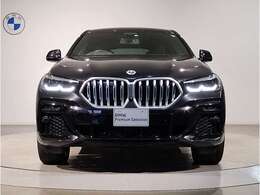 【キドニーグリル】BMWは約90年もの間、ほぼ全ての車両にひと目でBMWだと分かるこの特徴的なフロントグリルが備えられ、デザイン・アイコンとして親しまれてきました。