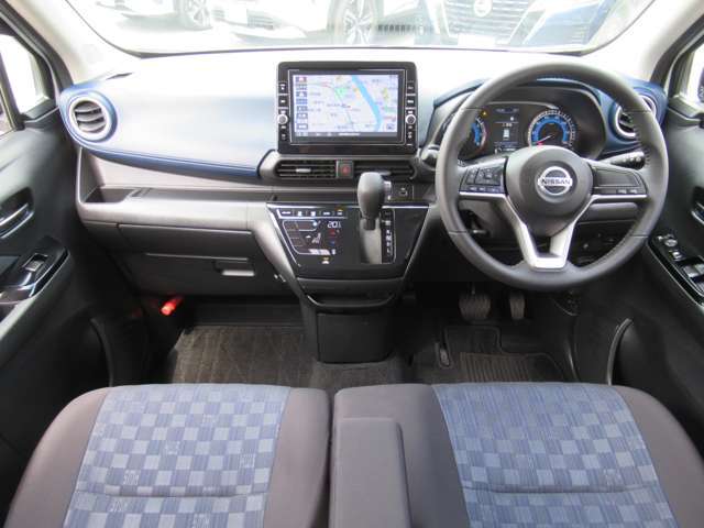 全国日産中古車ディーラー保証付き♪♪ お住まいのご近所の日産ディーラーをご利用いただけますので、とっても便利です♪♪