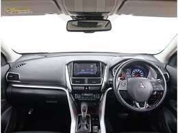 操作性の良いインパネ周りです