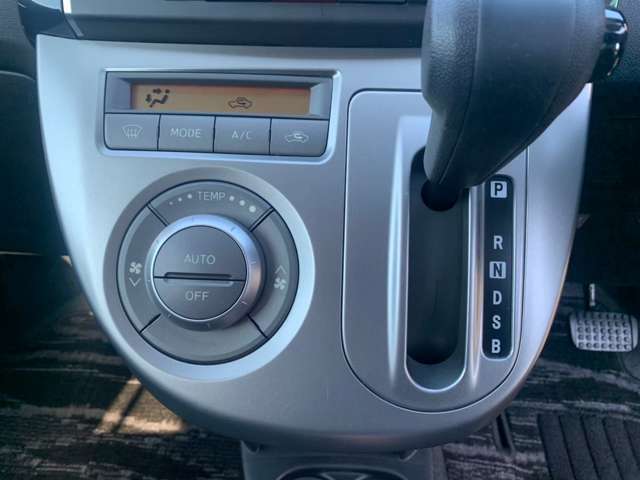 只今　下取り強化中！！　どんなお車でも3.1万円保証です！！　このチャンスお見逃しなく♪詳しくはスタッフまで！！