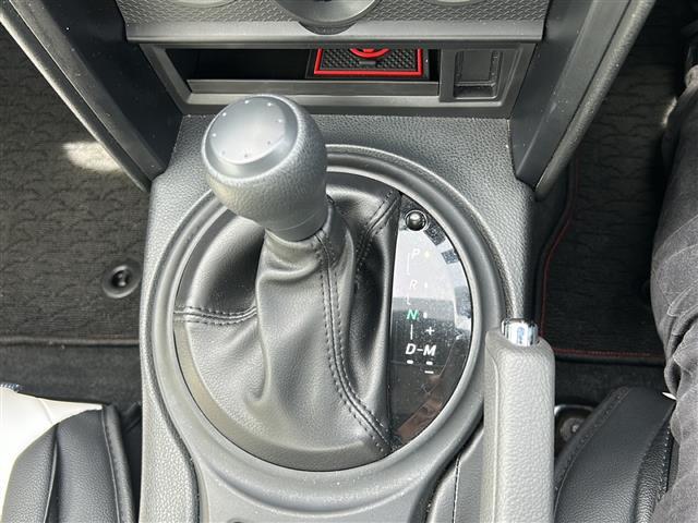気になる車はお電話やメールで当店にお問い合わせください！なお、お電話での在庫の取り置きはできません。ご来場の際は、商談が重なる事が増えていますので事前に在庫有無をご確認くださいませ。