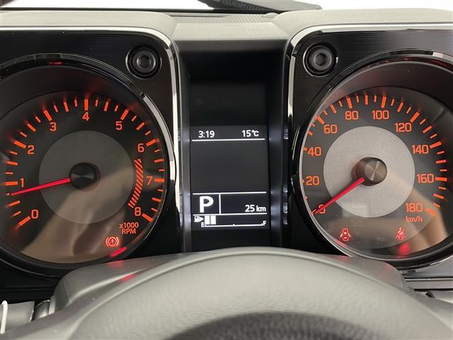 【スピードメーター】メーターがシンプルで見やすく運転しやすいですね！