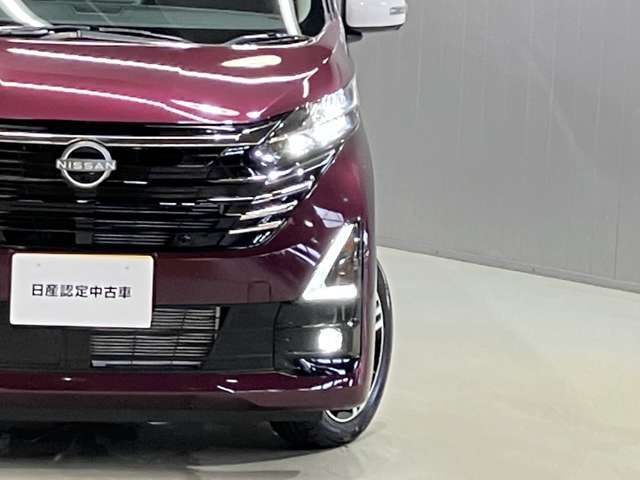 【LEDヘッドランプ】ハロゲンヘッドランプの約2倍の明るさ！夜の運転も安心です！