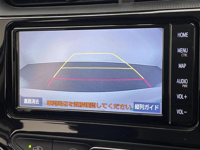 【バックカメラ】駐車時に後方がリアルタイム映像で確認できます。大型商業施設や立体駐車場での駐車時や、夜間のバック時に大活躍！運転スキルに関わらず、今や必須となった装備のひとつです！