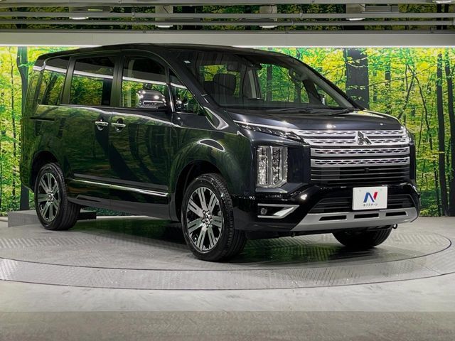 大好評のボディコーティング「弾スプラッシュコート」もご納車までに施工可能。通常のガラスコートと異なる、耐久年数6年の無機質ガラスコーティングが、ボディをキレイな状態に保ってくれます。