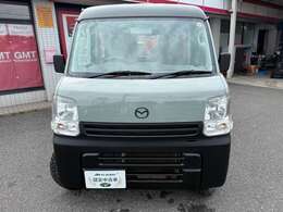 陸運局認証の自社工場にて法定整備を実施致します。車検取得に必要な重量税や自賠責保険もお支払い総額に含まれております。