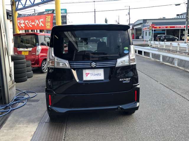 ★展示前の徹底チェック★事前に厳しいチェックを実施。さらに安心の車両紹介シートを全車に付けております。選んで安心、買って安心な車屋さんを心掛けております！