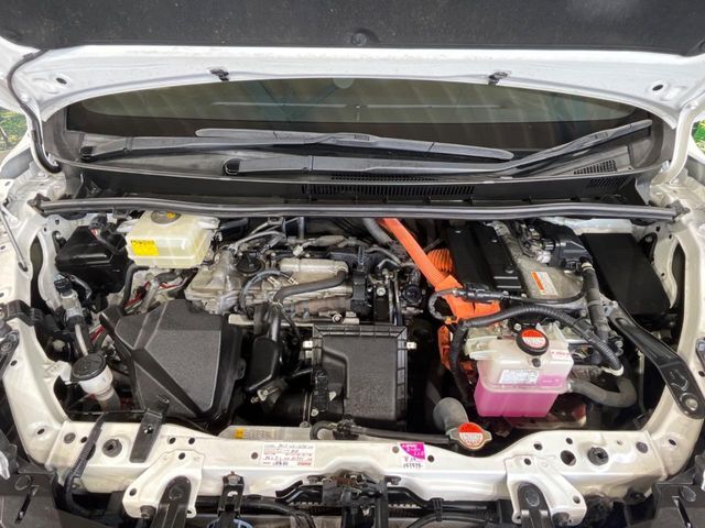親切・丁寧な専門メカニックスタッフが応対！・車検・点検整備・事故等の修理などアフターサービスも安心。お車のカスタマイズもネクステージのサービススタッフまでご相談ください！
