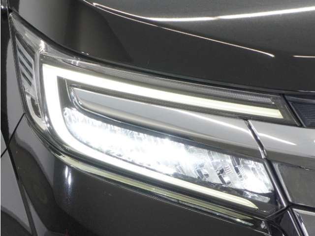 ◆LEDヘッドライト◆　LEDライトは、明るく視認性が良く、省エネで環境にもやさしいヘッドライトです！