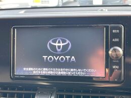 【純正ナビ】人気の純正ナビを装備。オーディオ機能も充実しており、Bluetooth接続すればお持ちのスマホやMP3プレイヤーの音楽を再生可能！毎日の運転がさらに楽しくなります！！