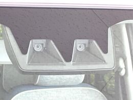 【スマートアシスト】走行中に前方の車両等を認識し、衝突しそうな時は警報とブレーキで衝突回避と被害軽減をアシスト。より安全にドライブをお楽しみいただけます。