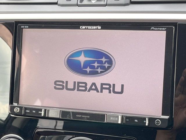 【純正パイオニア製ナビ】人気の純正ナビを装備。オーディオ機能も充実しており、Bluetooth接続すればお持ちのスマホの音楽を再生可能！毎日の運転がさらに楽しくなります！！