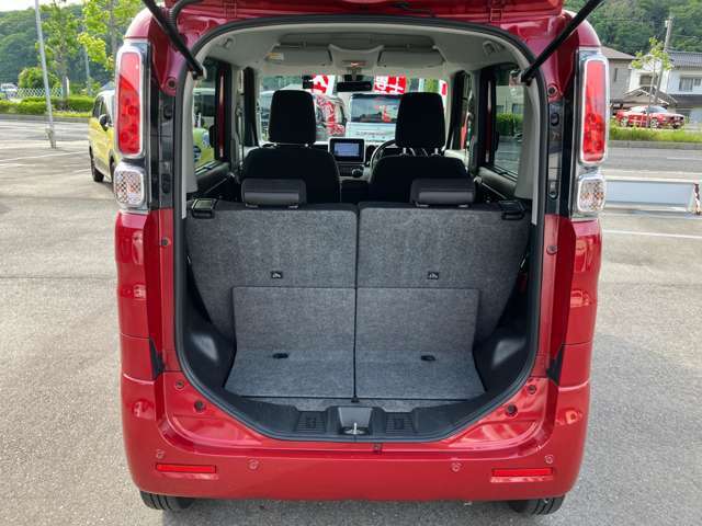 【内装クリーニング】全車、専用機械でルームクリーニング施工しています！シートももちろん汚れや破れも無く、非常に良いコンディションですよ！