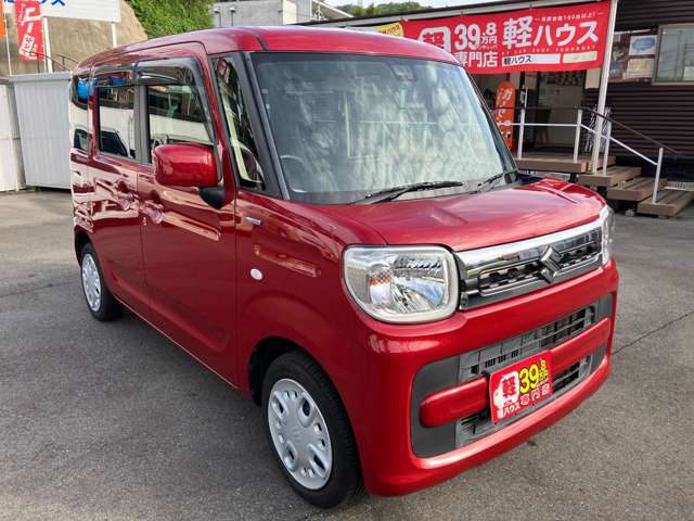 【安さの理由1】大量仕入！当店では大量仕入れすることで、陸送費など間接費用軽減に努めております。そのためお客様に低価格でお車を提供することが可能になっています！