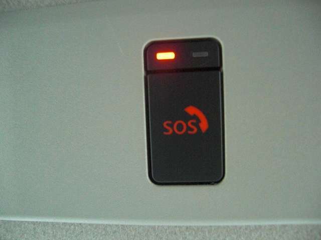 ルーフ内SOSレスキューコールボタン