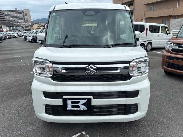 ★軽自動車・普通車の届出済み未使用車の専門店です★　　★関西最大級の大型展示スペースで、在庫600台を実際に見て、触って頂けます★