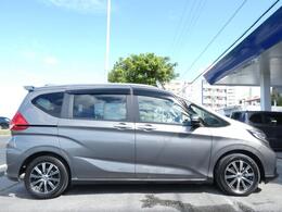 両側電動スライドドアタイプです