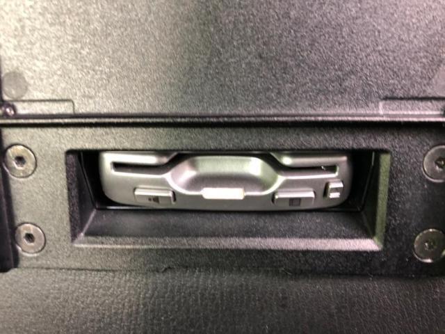 お車に合わせて無料保証以外にも、保証範囲、期間、距離を拡充させた有料保証もご用意しております！中古車の購入が初めてで不安・・・というお客様もご安心ください！