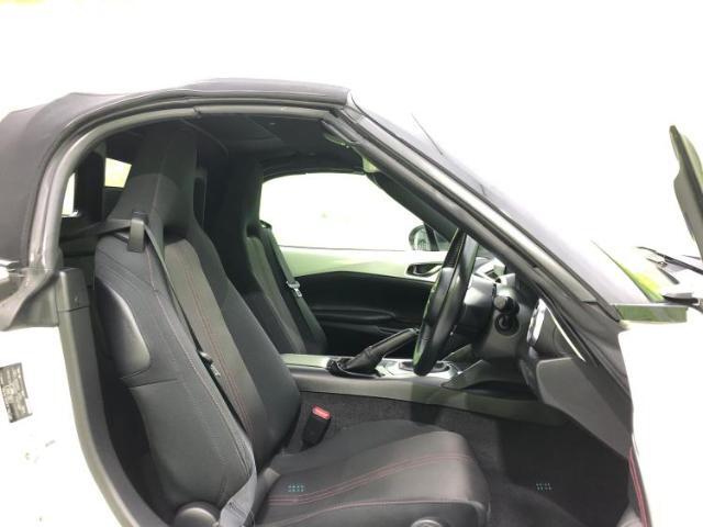 「この車の写真をもっと見たい」「状態が気になる」「この装備はついている？」どんな小さな疑問でもお気軽にお問い合わせください！