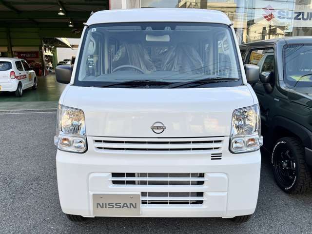 日産 / スズキ の新車・中古車の販売・整備をしております。運輸局指定民間車検工場も併設しておりますのでアフターサービスもお任せ下さい！