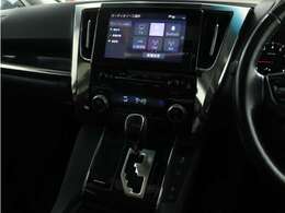 【純正9インチディスプレイオーディオ】Bluetooth接続で音楽再生も可能！またスマートフォンと連携する事で多彩な機能も使用可能です！