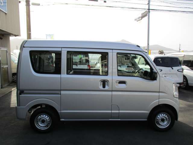 横からの外装の画像です