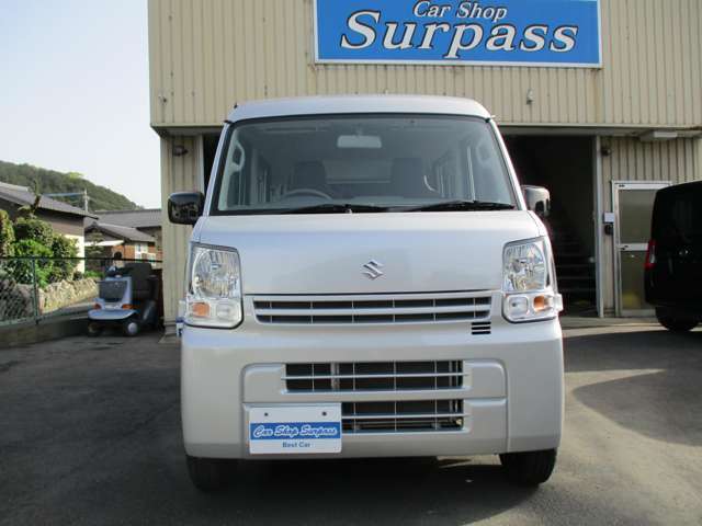 前からの外装の画像です