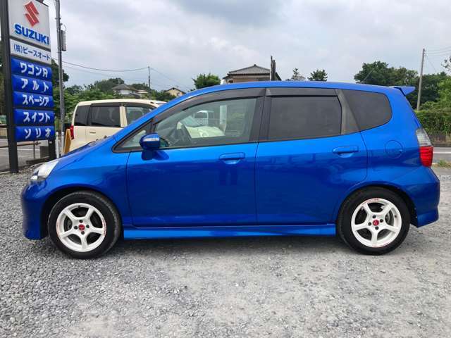 ナビでお越しの際は厚木市及川1097で設定してください。https://peace-auto.jp/