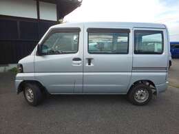 登録から15年以内又は走行15万km内のお車には1年間、距離無制限のACE保証を（無料）お付けします。保障内容を充実したい方、長期保証をお考えの方には購入車両に最適な保障（有償）をご提案させていただきます。