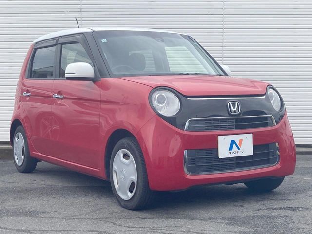大好評のボディコーティング「弾スプラッシュコート」もご納車までに施工可能。通常のガラスコートと異なる、耐久年数6年の無機質ガラスコーティングが、ボディをキレイな状態に保ってくれます。