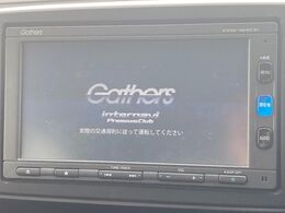 【純正ナビ】人気の純正ナビを装備。オーディオ機能も充実しており、Bluetooth接続すればお持ちのスマホやMP3プレイヤーの音楽を再生可能！毎日の運転がさらに楽しくなります！！