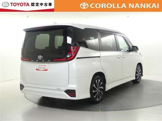 荷物をたっぷり載せて広々ドライビング♪夏でも冬でも、アウトドアやショッピングを思い切り楽しみましょう！