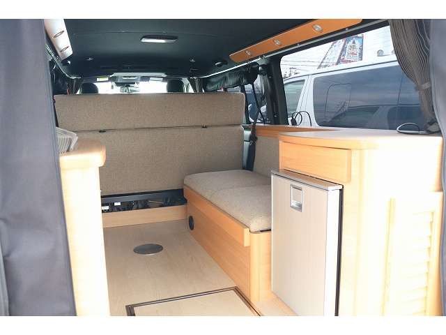 キャンピングカーは様々なボディータイプを取扱中！キャブコン バンコン 軽キャンパー フルコン バスコン キャンピングトレーラー トラキャン クラスA クラスB クラスC ポップアップルーフ ベイウインドウ