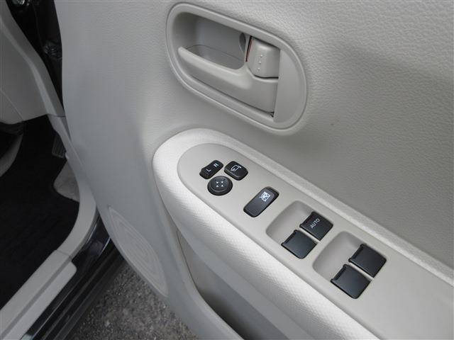 【走行距離または 3ヵ月/6ヵ月・無料保証】中古車では珍しい「走行距離または3ヵ月/6ヵ月無料保証」を静岡県内では、いち早く導入。（一部対象外の車種がございます）。保証内容については店頭スタッフまで。