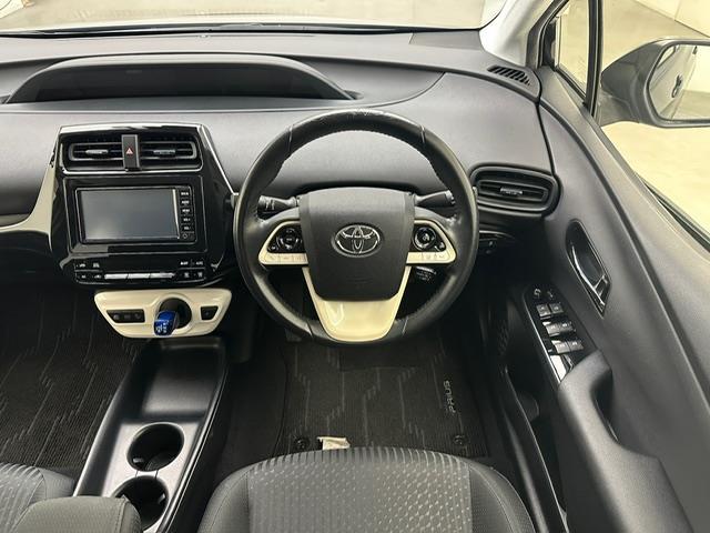 【インパネ全体】全方位で視界が広く、高い目線で運転もしやすいです！