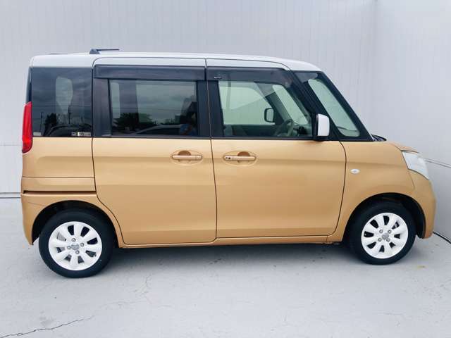 全車内外装クリーニング済み★気になる内装もピカピカです♪当社自慢のキレイさを、ぜひご覧ください。さらには、納車前にも清掃を行い、ボディーには撥水コーティングを施工してのお渡しです【ゴールドパック】