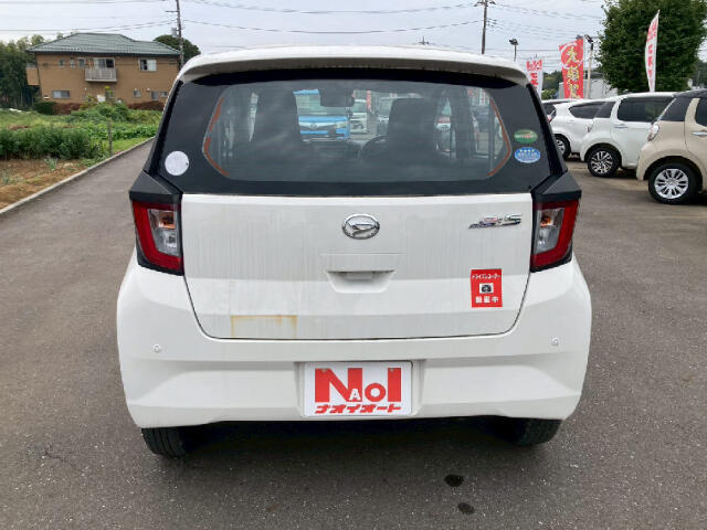 私達はお客様が楽しく、そして安全な車選びができますよう、分かりやすい情報開示を心がけております。価格の表示に関しては、支払総額を掲載する事で、初心者のお客様にも安心な情報をお届け致します。